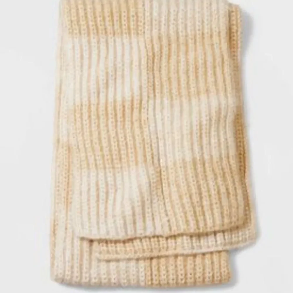 Women's Check Ribbed Scarf Off White - Universal Thread - Picture 2 of 2